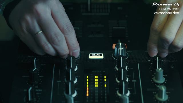 Amazon.com: Pioneer DJ DJM-250MK2 2-Channel DJ Mixer,Black