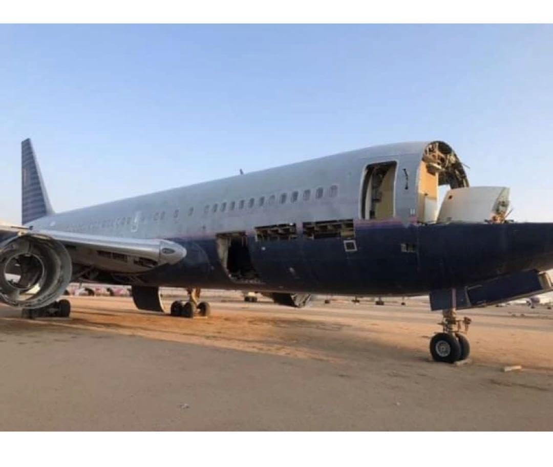 Amazon.co.jp: ユナイテッド航空 B767 タグ キーホルダー 実機