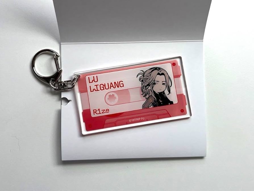 Amazon.co.jp: エイトリ 18TRIP 鹿礼光 カセット キーホルダー
