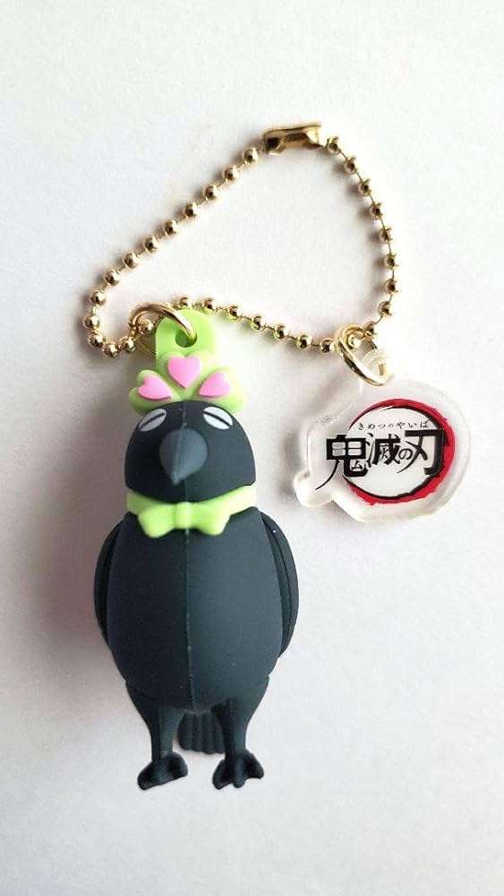 ユニバーサルスタジオジャパン「鬼滅の刃」鎹鴉とチュン太郎マスコット