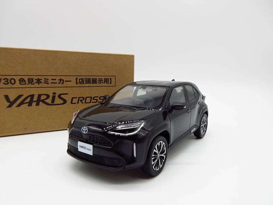 Amazon | 1/30 トヨタ 新型ヤリスクロス YARIS CROSS 非売品 カラー