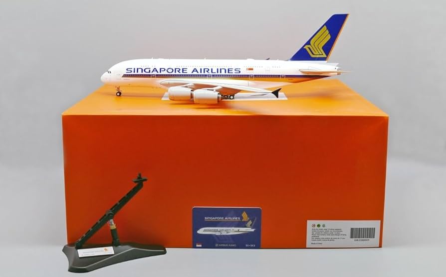 Amazon | JC Wings 1:200 EW2388009 Singapore Airlines シンガポール