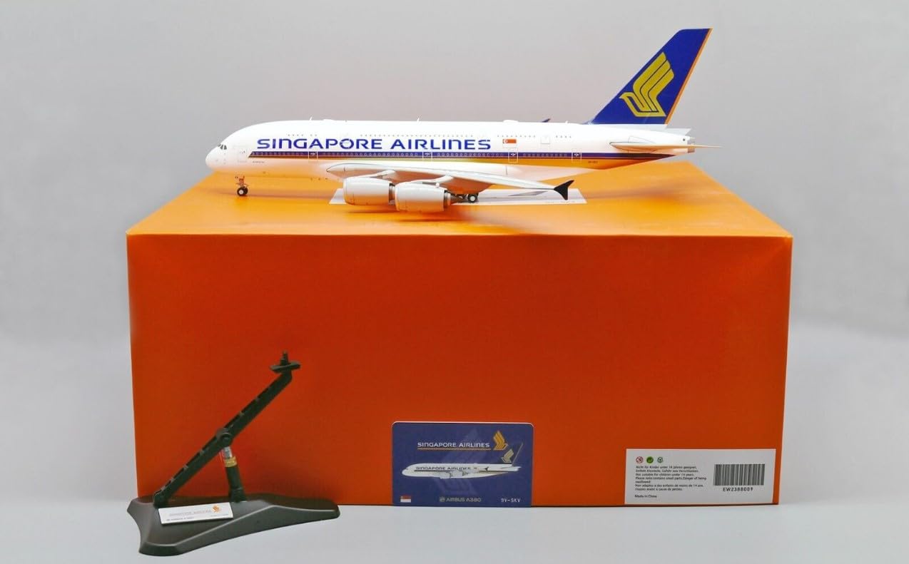 Amazon | JC Wings 1:200 EW2388009 Singapore Airlines シンガポール