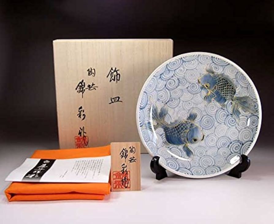 Amazon.co.jp: 伝統工芸品｜古染付金彩金魚絵｜有田焼・伊万里焼・高級