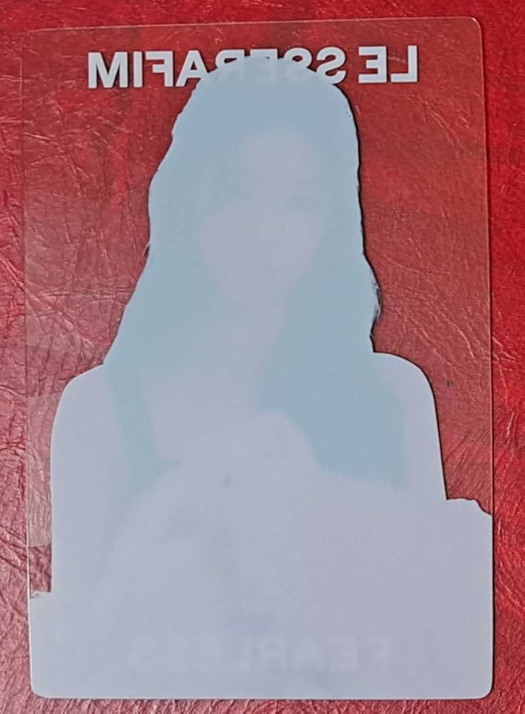 Amazon.co.jp: LE SSERAFIM カズハ FEARLESS クリアトレカ Weverse