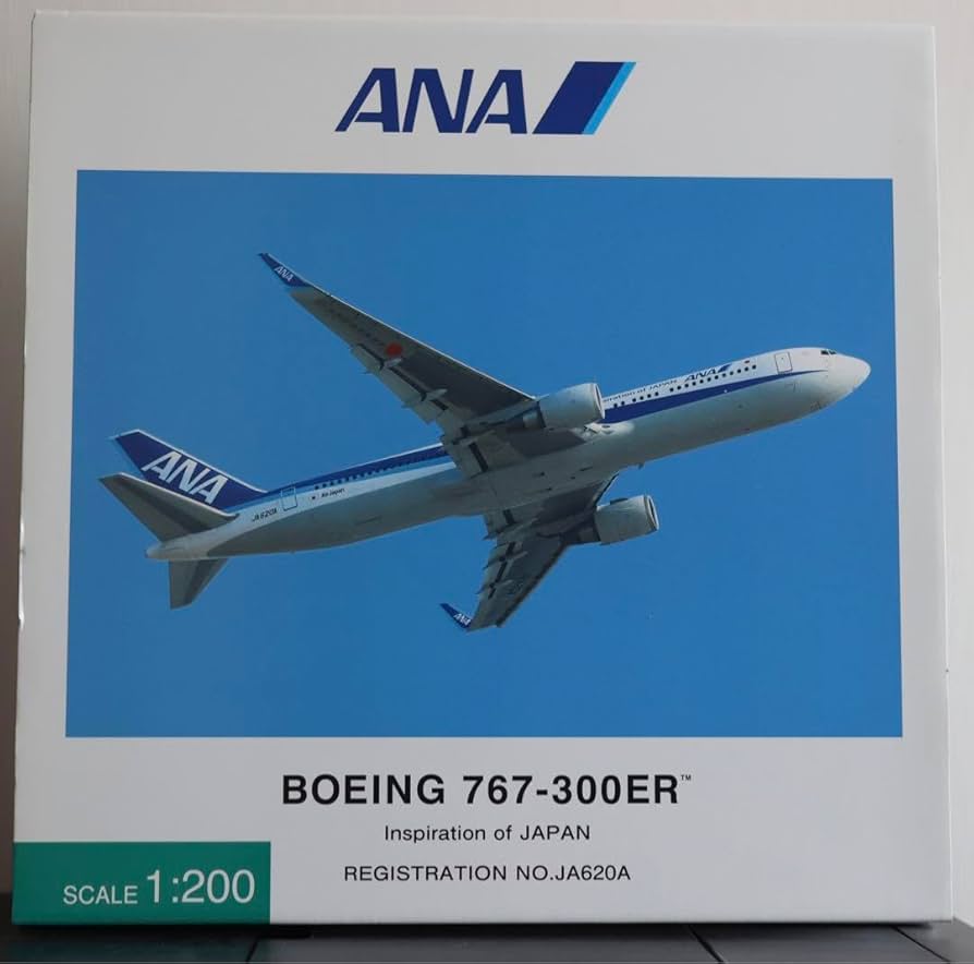 Amazon.co.jp: 全日空商事 1200 ANA B767-300ER JA620A : おもちゃ