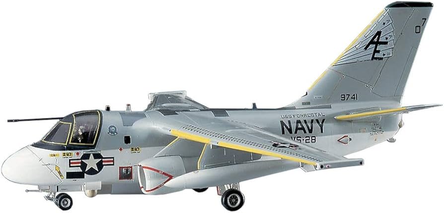 Amazon.com: Hasegawa 1:72 Scale S-3A Viking Model Kit : Arts