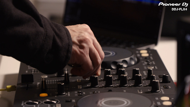 Amazon.com: Pioneer DJ DDJ-FLX4 2-deck Rekordbox and Serato DJ