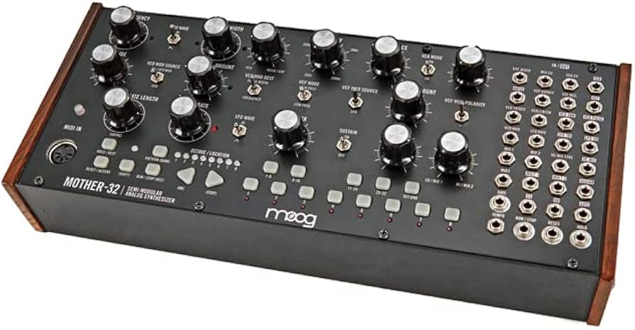 Amazon | 【専用ギグバッグセット】moog モーグ - MOTHER-32 セミ