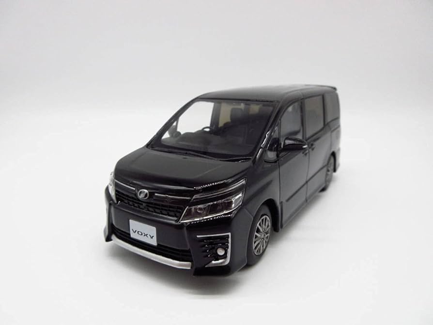 Amazon | 1/30 トヨタ ヴォクシー ZS 80系 前期 エアロモデル 202
