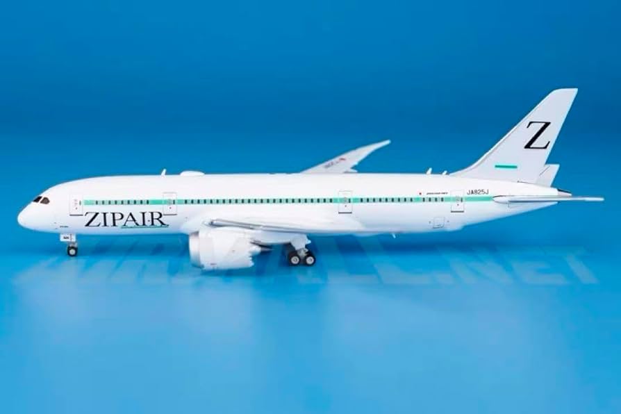 Amazon.co.jp: ジップエア B787-8 特別塗装 1/400 ジェット : ホビー