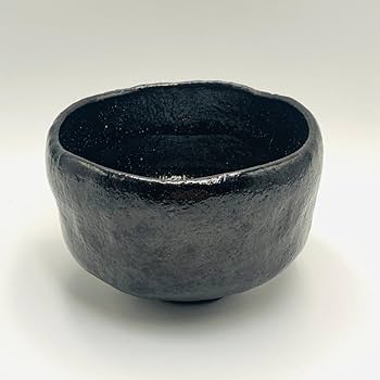 Amazon.co.jp: 楽焼窯元・七世 川崎和楽作黒楽茶碗 茶道具 共箱 栞