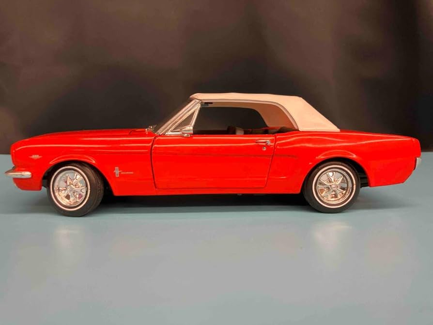 Amazon | ミニカー REVELL 1/18 1965 MUSTANG マスタング