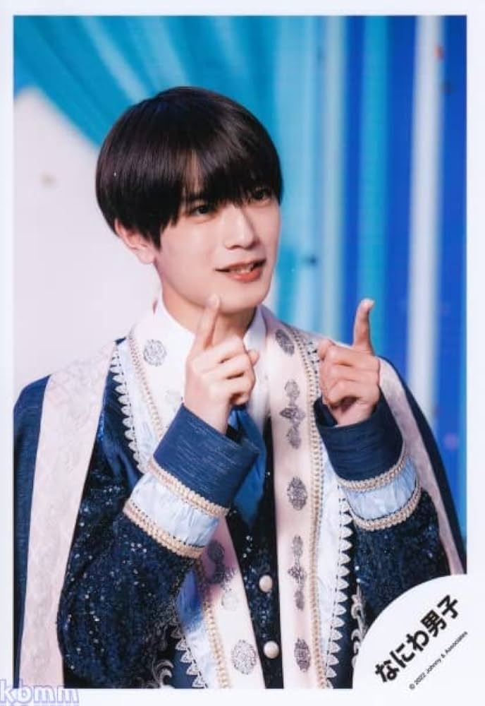 Amazon.co.jp: なにわ男子 公式 生 写真（高橋恭平）J01250 : おもちゃ