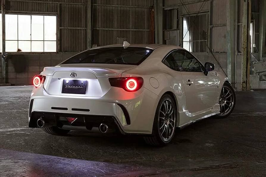 Amazon | ヴァレンティ (VALENTI) ジュエルLEDテールランプREVO トヨタ