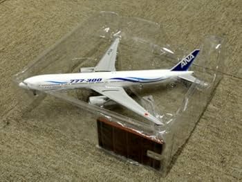 Amazon.co.jp: 全日空 ANA 1/200 B777-300 JA752A 「風」特別塗装 限定