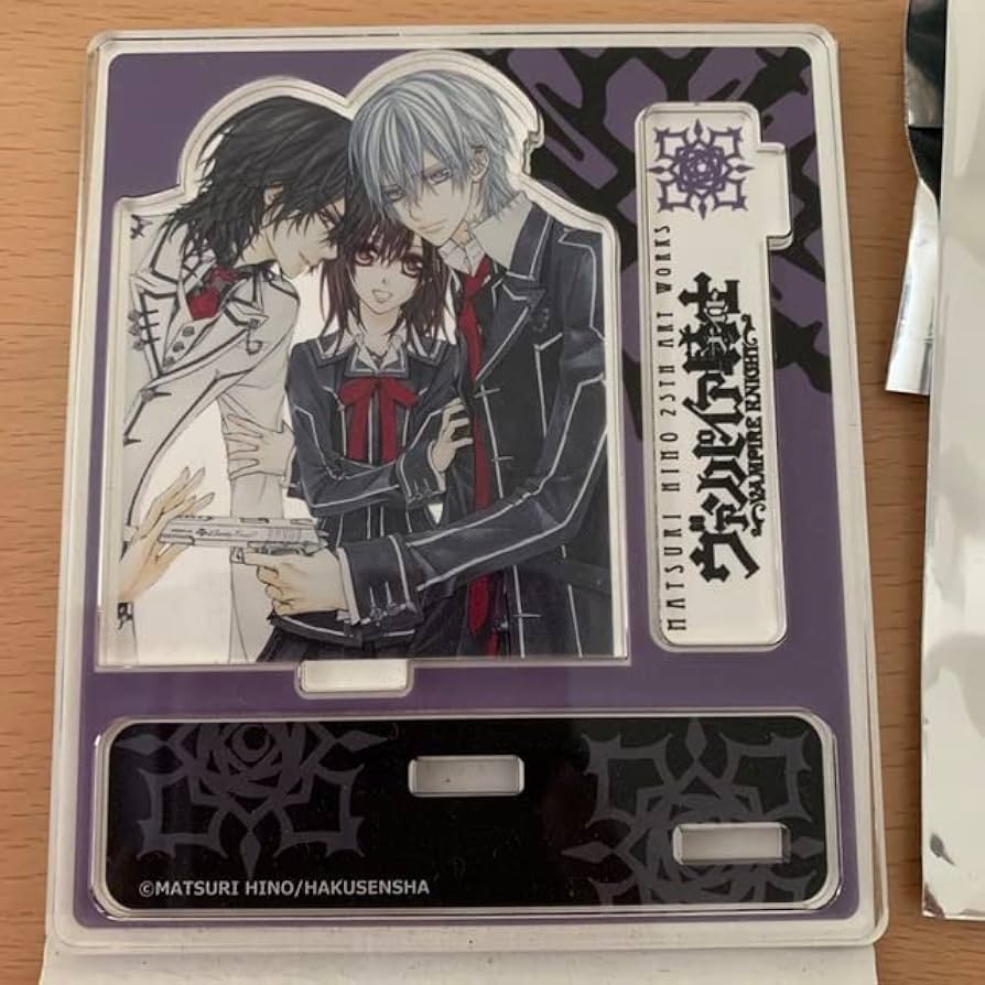 Amazon.co.jp: 樋野まつり原画展 ヴァンパイア騎士 アクリルスタンド