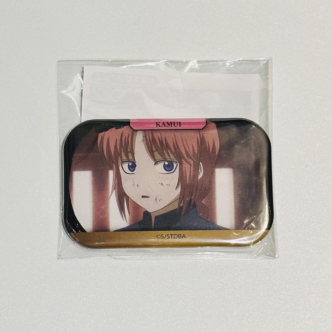 Amazon.co.jp: 銀魂 神威 幼少期 缶バッジ エリザベスからの挑戦状