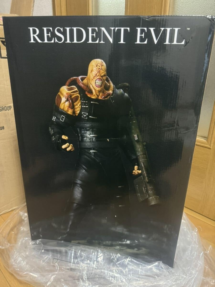Amazon.co.jp: バイオハザード 1/4スケールスタチュー ネメシス 追跡者