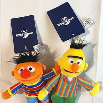 Amazon.co.jp: USJ ユニバ セサミストリート バート アーニー キー