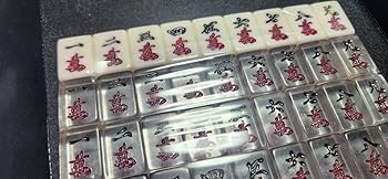 Amazon | 麻雀牌 透明 鷲巣麻雀 アカギ | 麻雀 | おもちゃ