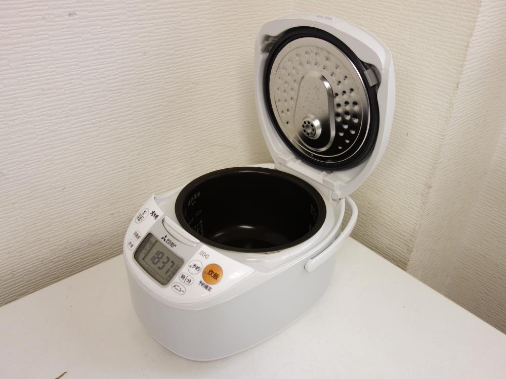 Amazon | 三菱電機 IHジャー炊飯器 5.5合炊き ホワイト NJ-NH106-W