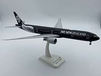 Amazon | HOGAN ホーガンウイングス 1/200 ボーイング 777-300ER