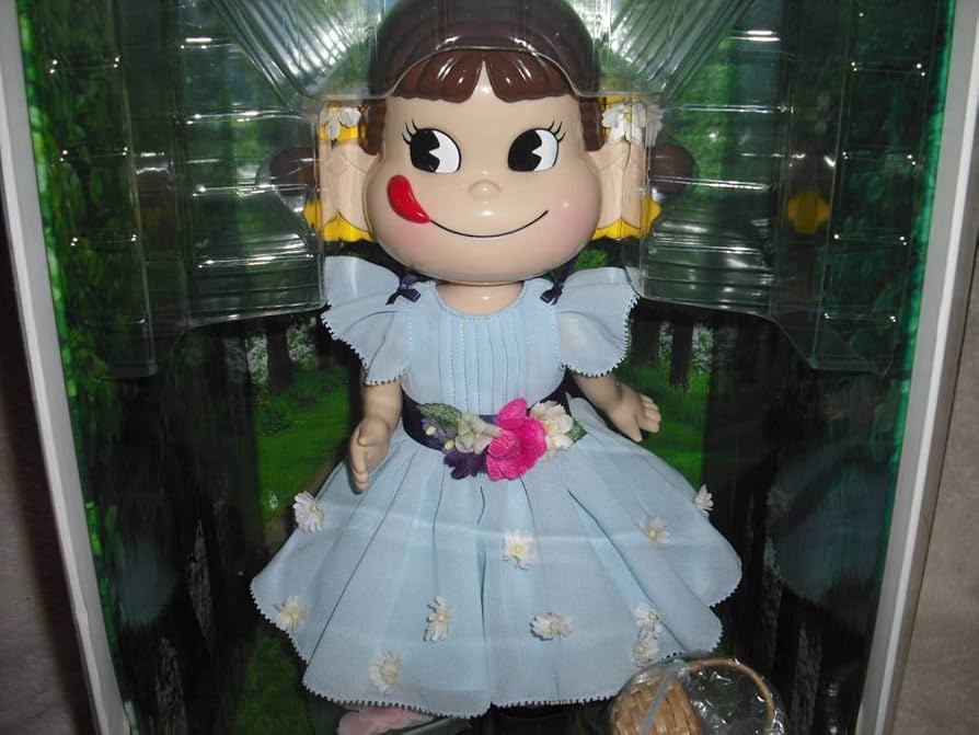 Amazon | レア 不二家ペコちゃん KEITA MARUYAMA × PEKO FAMILY CLUB