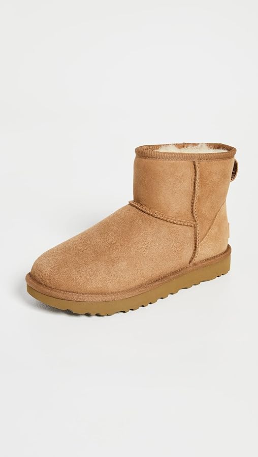 Amazon.com | UGG Women's Classic Mini II Boots | Boots