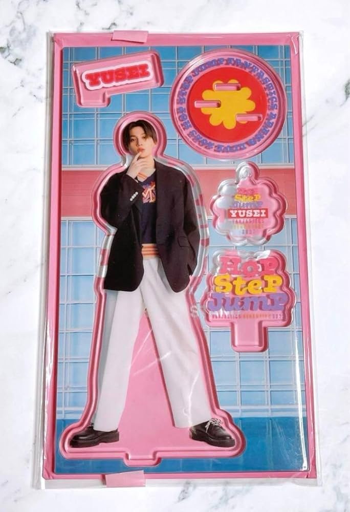 TRIBE KINGDOM トラキン アクリルスタンド 八木勇征 サンタ TRIBE