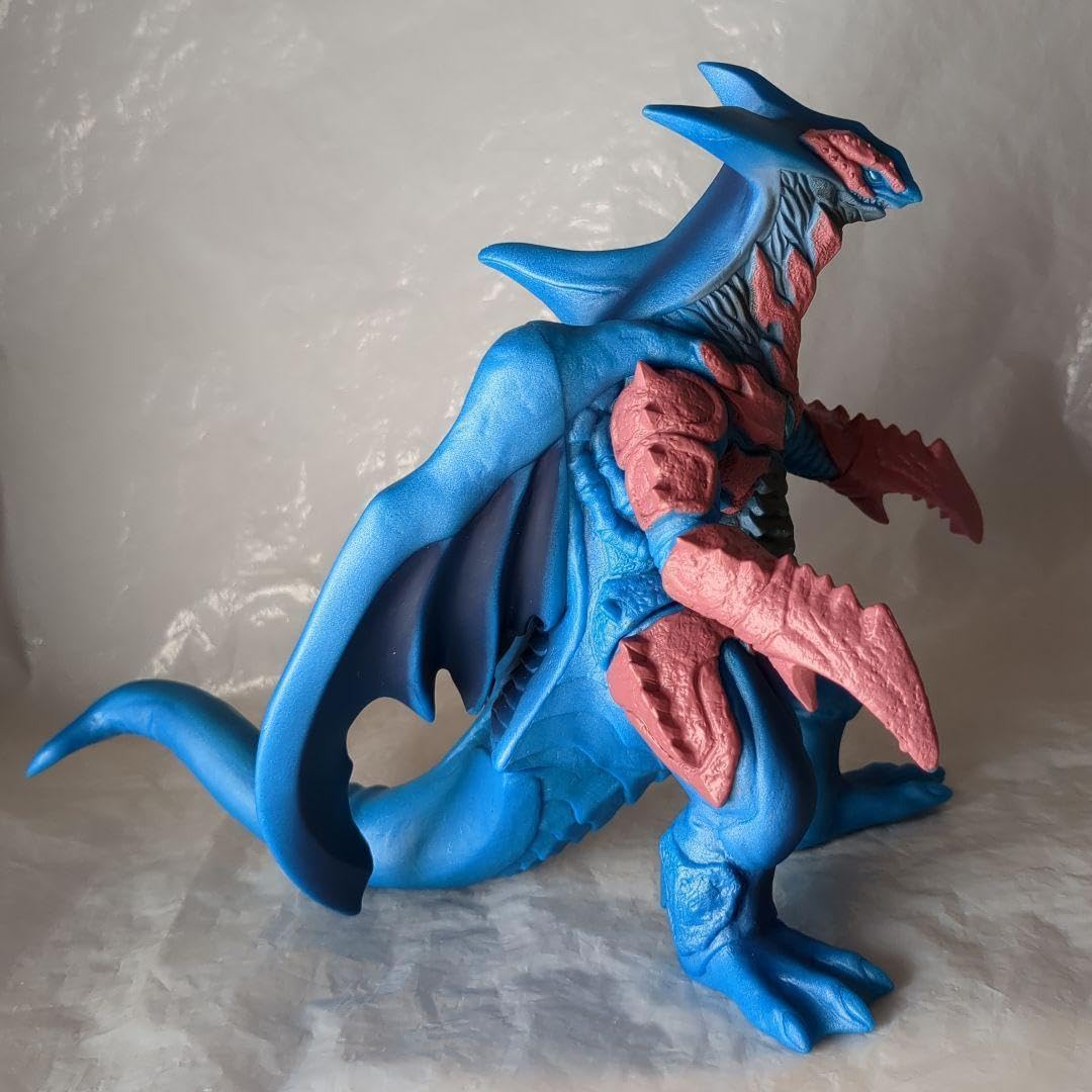 Amazon.co.jp: ☆時空破壊神ゼガン ウルトラ怪獣DX タグ付 ウルト