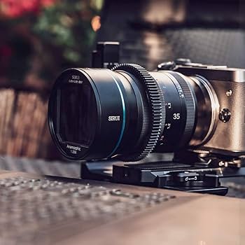 SIRUI Lente anamórfica de 35 mm F1.8 1.33X APS-C Cinema para