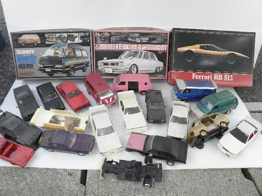 Amazon | 35 自動車 プラモデル ジャンク品 レトロ 旧車 名車 模型