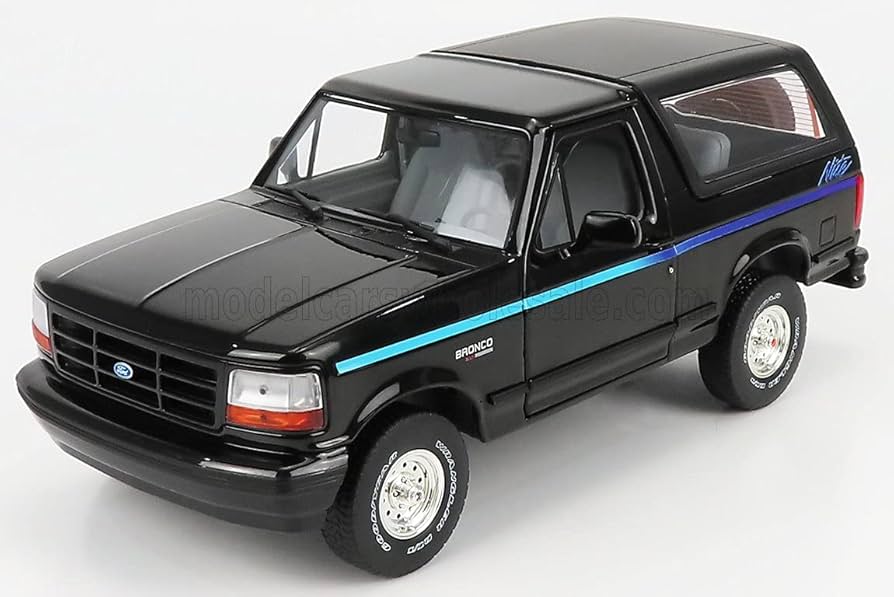 Amazon | 1/18 1992 フォード ブロンコ Nite Edition GREENLIGHT