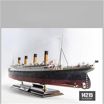 Amazon | DIY1/400 船 タイタニック号 豪華客船 14215 組立色分解版