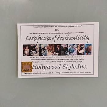 Amazon.co.jp: イェジ直筆サイン入り超大型写真…YEJI…イッチ ITZY