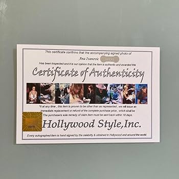 Amazon.co.jp: アナイバノビッチ直筆サイン入り2Lサイズ写真… : おもちゃ