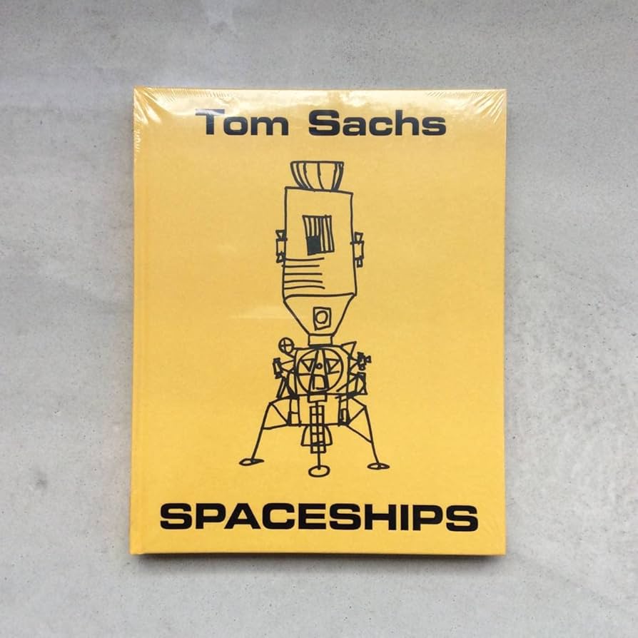 Amazon.co.jp: Tom Sachs: SPACESHIPS トムサックス 作品集（外箱付き