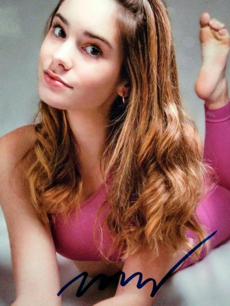 Amazon.co.jp: レイン・マッケンジー直筆サイン入り2Lサイズ写真