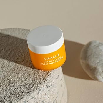 Amazon.com: Lumene Nordic-C [Valo] Glow Moisturizer - Radiance