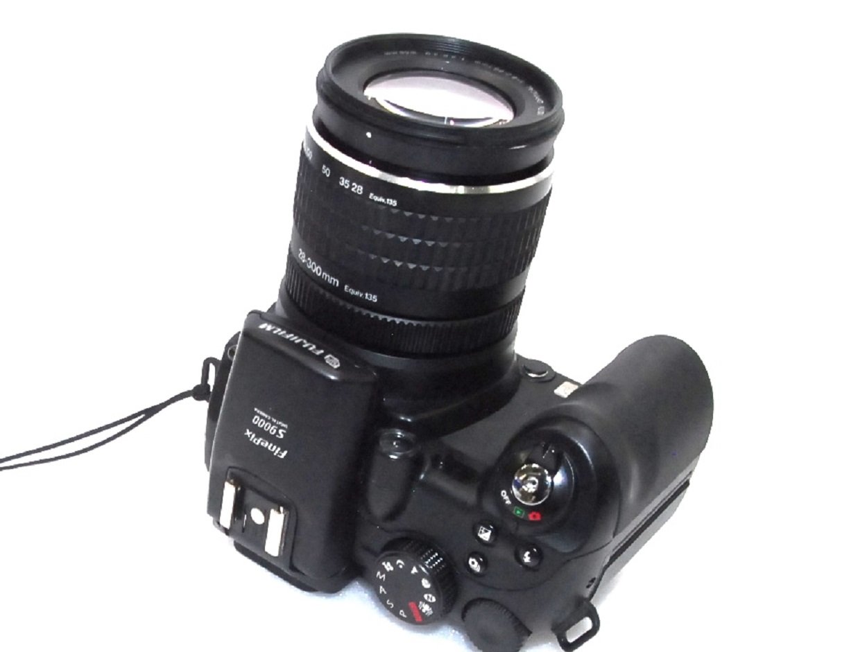 Amazon | FUJIFILM デジタルカメラ FinePix(ファインピックス) S9000