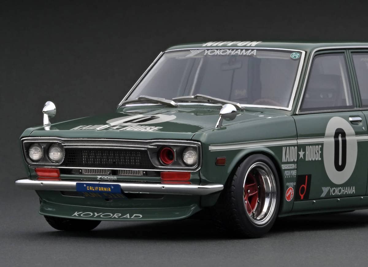 Amazon.co.jp: イグニッションモデル WEB限定 1/18 ダットサン ブルー