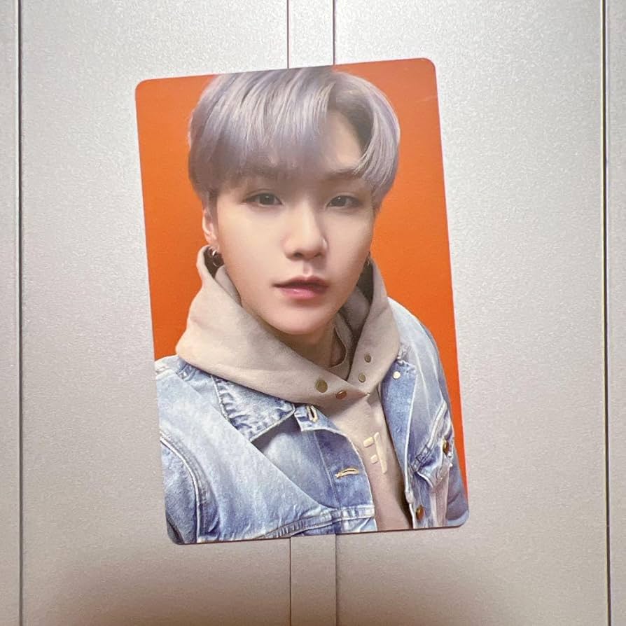 Amazon.co.jp: BTS proof collector's edition ユンギ トレカ : おもちゃ