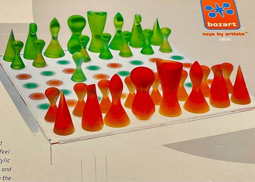 Amazon.co.jp: カリム ラシッド Karim Rashid チェスセット : おもちゃ