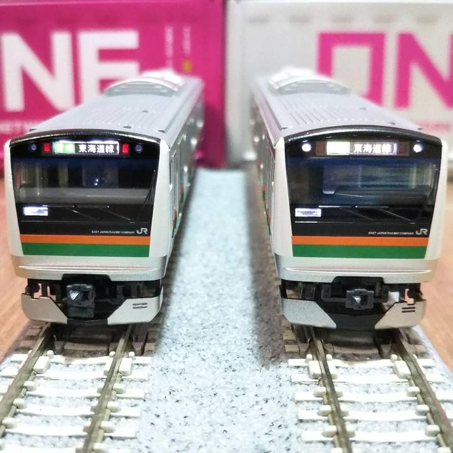 TOMIX JR E233系3000番台 基本セットB 92463 Amazon.co.jp: 品 TOMIX