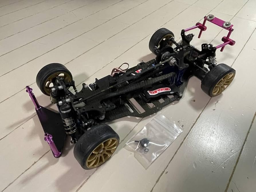 Amazon | 込み！ヨコモ YR-4 M2？カーボンシャーシ&アルミパーツ付
