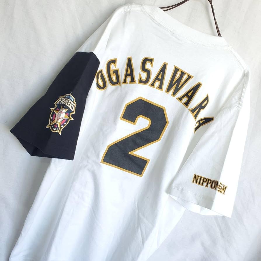 Amazon.co.jp: 北海道日本ハムファイターズ 小笠原道大 ガッツ