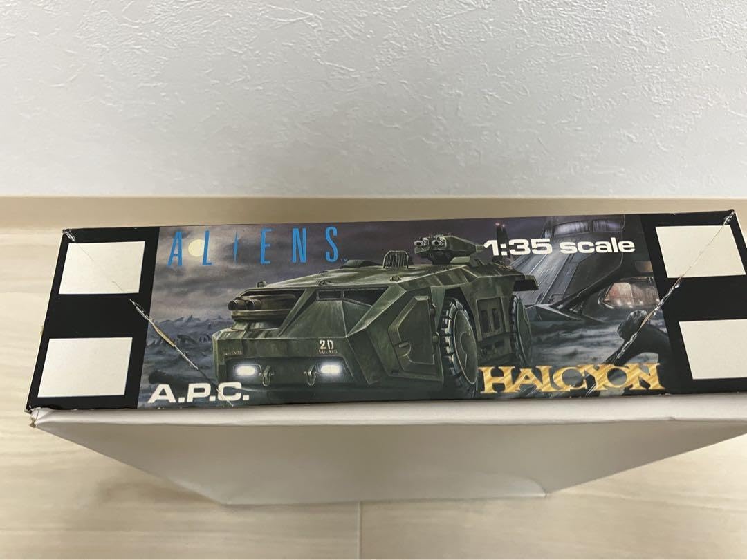 Amazon | HALCYON エイリアン2 1 35 APC装甲車プラモデル | プラモデル