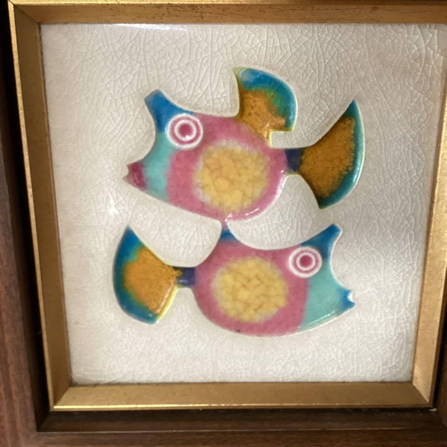 Amazon.co.jp: 京都嵯峨野 佐分利 正作 七宝陶額 魚 木枠額装品 : おもちゃ