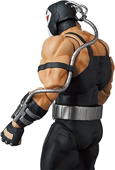 Amazon.com: Batman: Knightfall – Bane MAFEX Action Figure : Toys